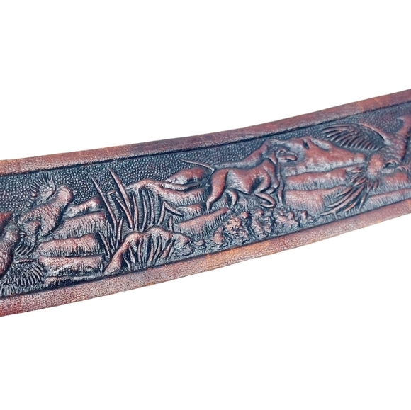 Hand‎ finished Saddle Leather Belt XL  42 - Picture 3 of 4